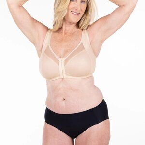 Understance spacer air adina front close wireless unpadded bra in black 44G